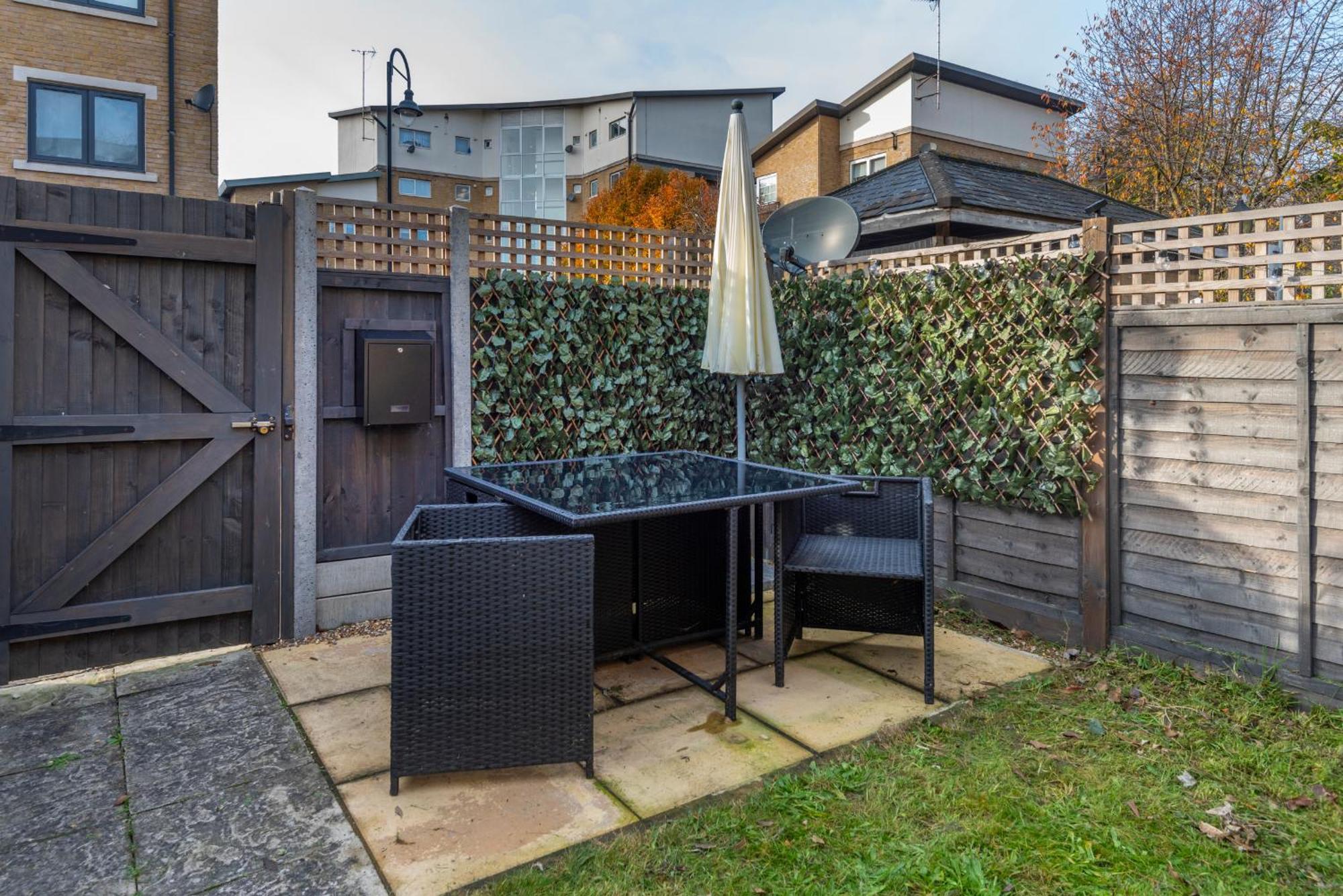2 Bed Town House With Garden In Hackney, London Apartment Luaran gambar